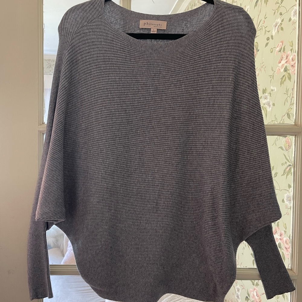 Philosophy Gray Crew Neck Sweater with Ribbed Texture